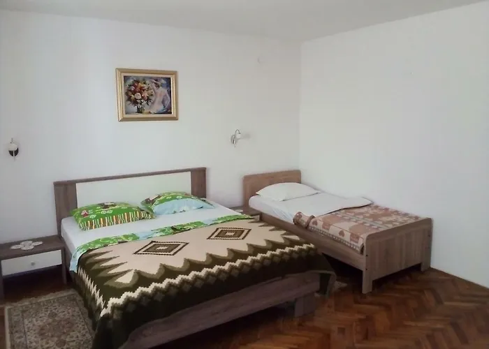 Filipo Apartments